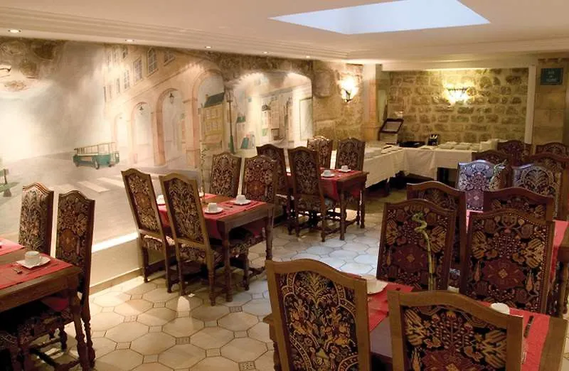 Hotel Exe Centre 3*